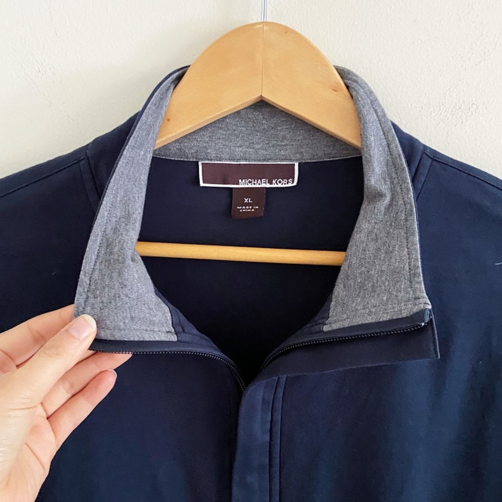 Michael Kors quarter zip navy sweater in XL - Picture 4 of 8